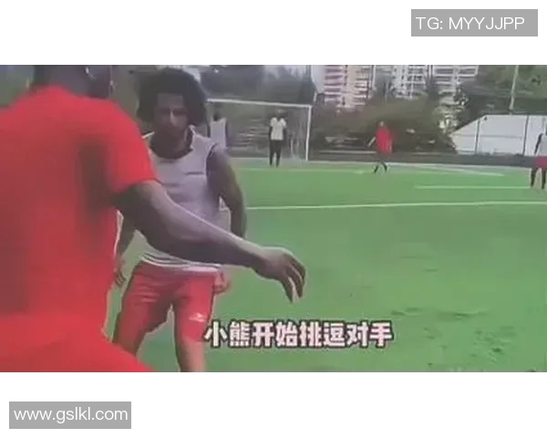 足球明星路人模仿视频大比拼谁的模仿更像更搞笑引发网友热议