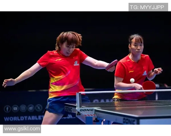 乒乓球与足球明星收入对比分析揭示体育明星财富差异与市场价值 乒乓球与足球明星收入对比分析揭示体育明星财富差异与市场价值